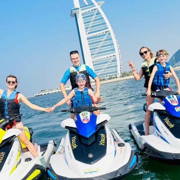 6250fd27-1a42-4a4a-af18-bc829c8e3ef2-600x600-1-1 (1)